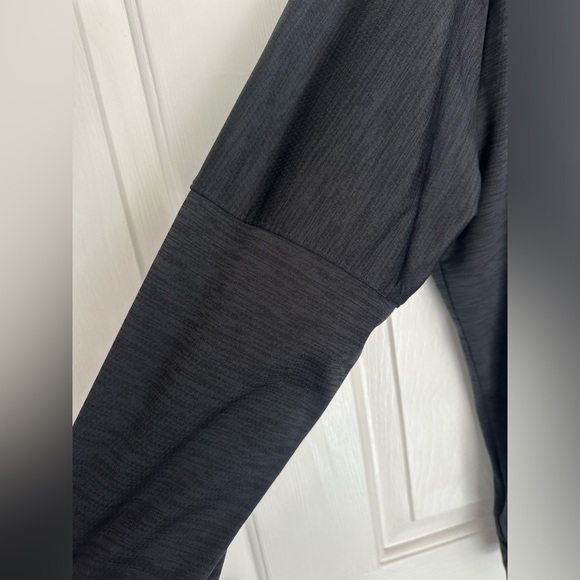 EUC adidas Men's Athletics Team Issue 1/4 Zip Long Sleeve XL Black Melange - Picture 9 of 9